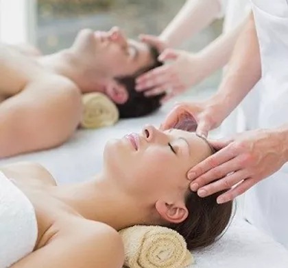 Factors You Must Consider Before Going for a Couple’s Massage